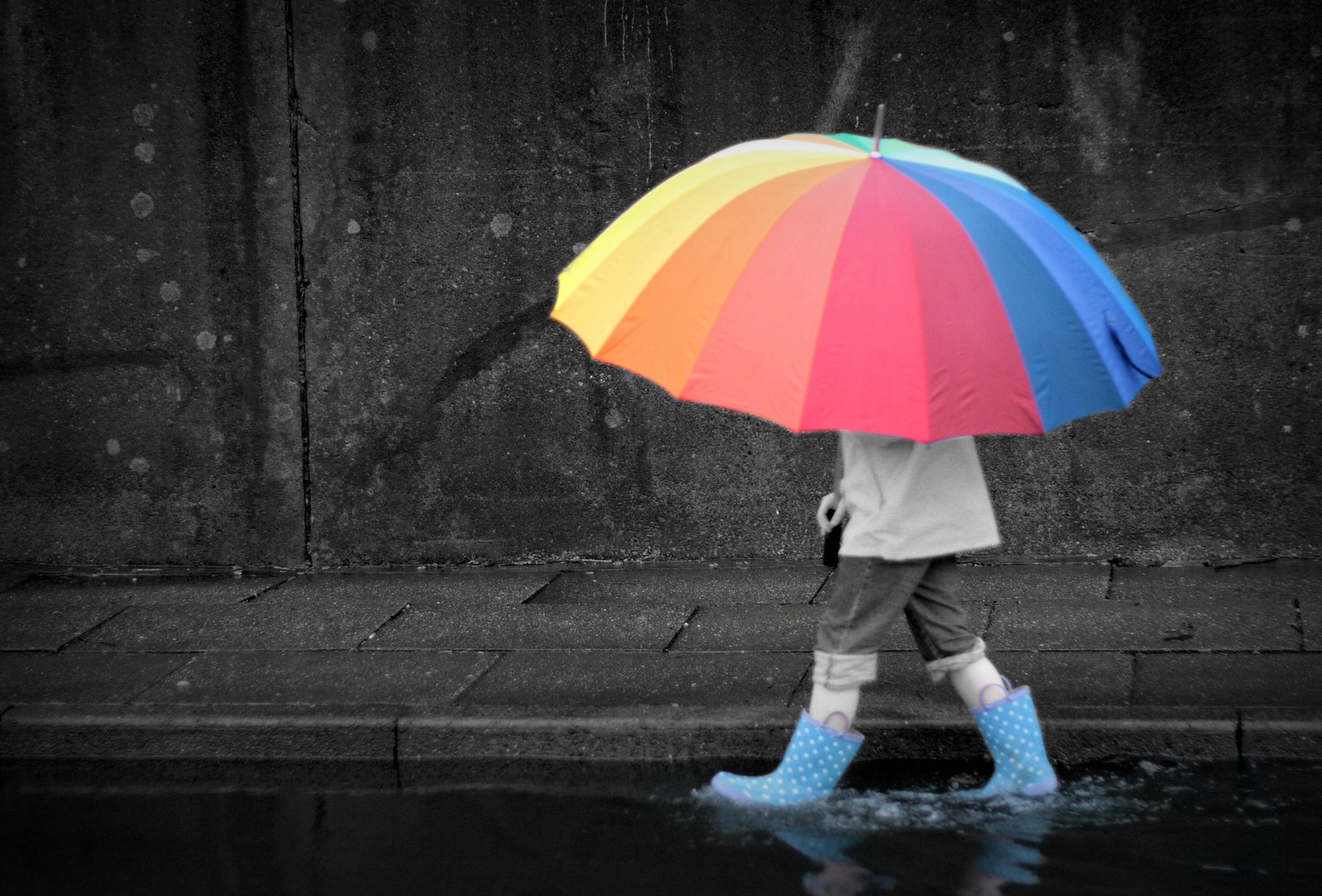 How to manage with the Manchester weather - Monsoon Photography Gallery