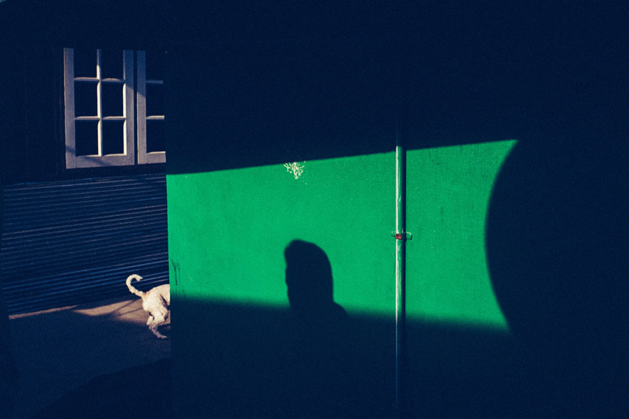 Green Wall Shadow - Street Photography and the art of composition photos