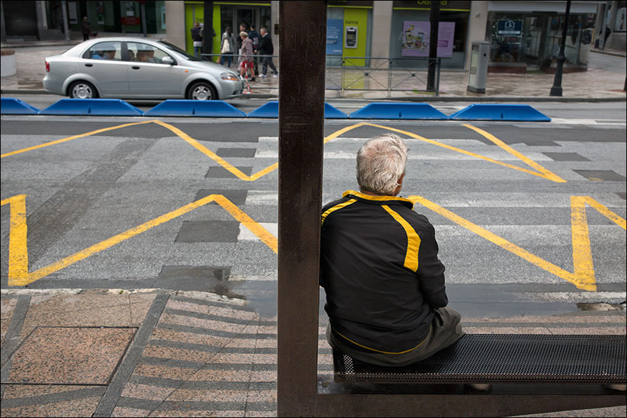 Yellows - Street Photography and the art of composition photos