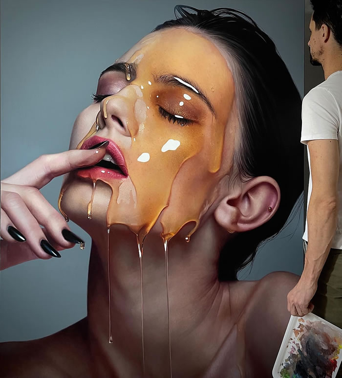 Hyper-Realistic Portraits Covered With Honey by Fabiano Millani