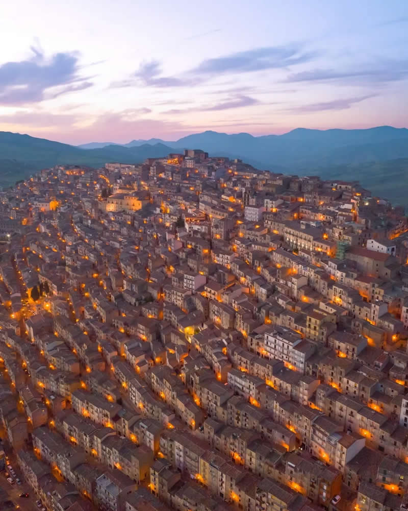 Minimalist Photos by Costas Spathis That Reveal the Beauty in Simplicity