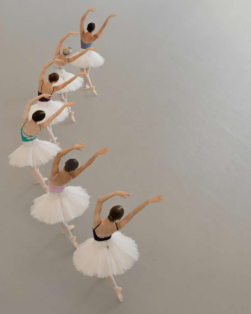 Mesmerizing Ballet Photos by Brad Walls That Redefine Grace, Elegance, and the Art