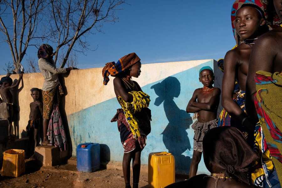 Award-Winning Street Photos of Urban Photography Awards