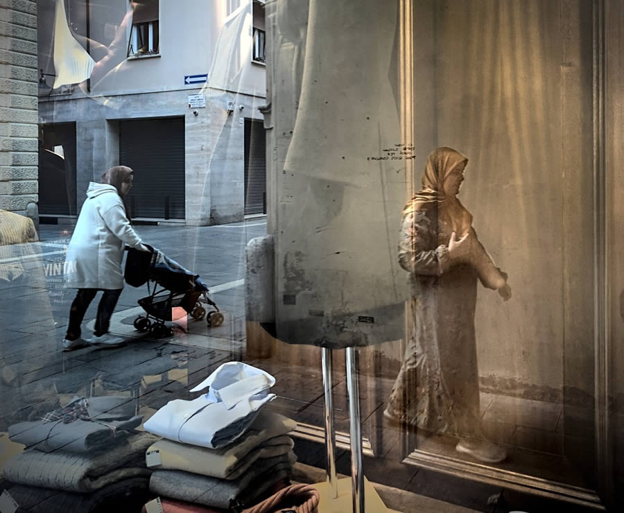 Award-Winning Street Photos of Urban Photography Awards