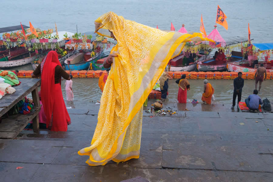 Inspiring Street Photography by Ora Buerkli