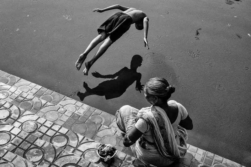 The Independent Photographer Awards: Winner, Leap of faith by Subhran Karmakar, India