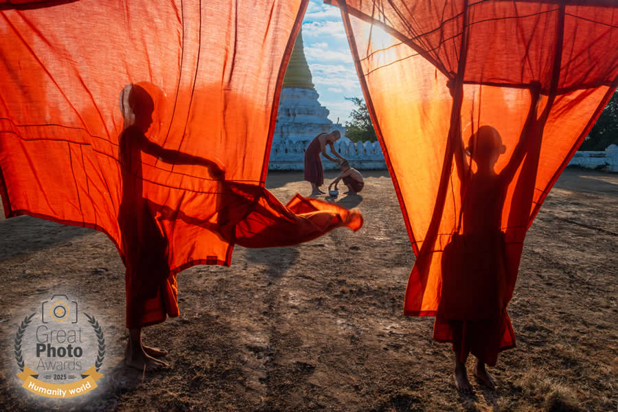 Great Photo Awards: 1st Place Street - Moment by Myo Minn Aung, Myanmar