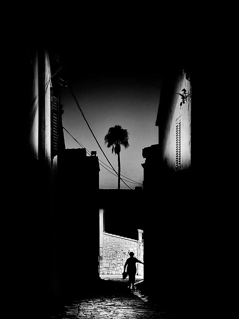 Where the Streets Have No Name by Saša Prižmic - Mobile Photography Awards Silhouette Winners