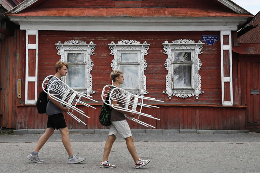 Street and Documentary Photography by Maria Plotnikova