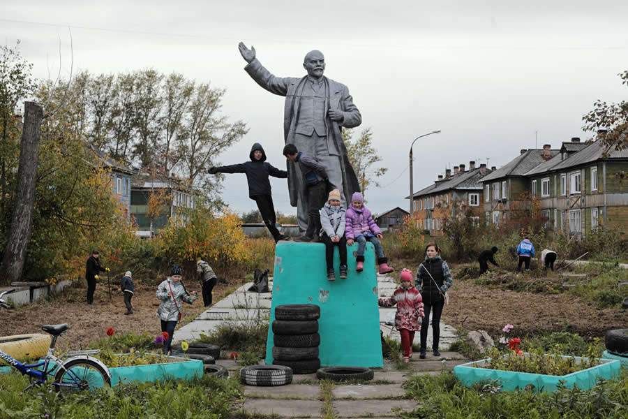 Street and Documentary Photography by Maria Plotnikova