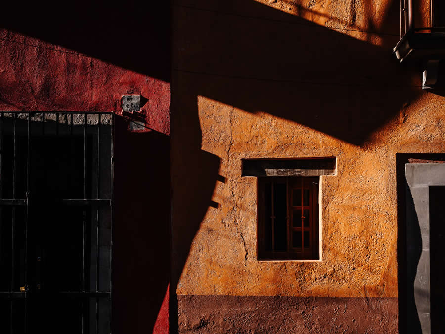 Street Photography by Federico Borobio