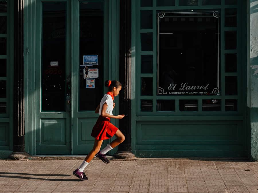 Street Photography by Federico Borobio