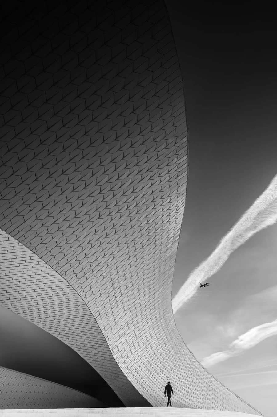 Black and White Photos from the 35 Photography Awards