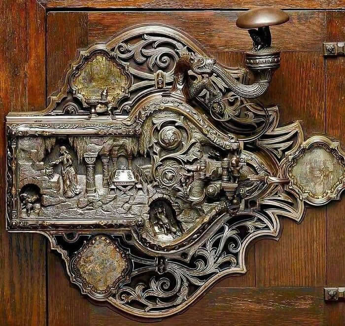 A Door Lock Created In 1911 By The German Locksmith Frank L. Koralewsky (1872-1941) - Haunting Abandoned Places