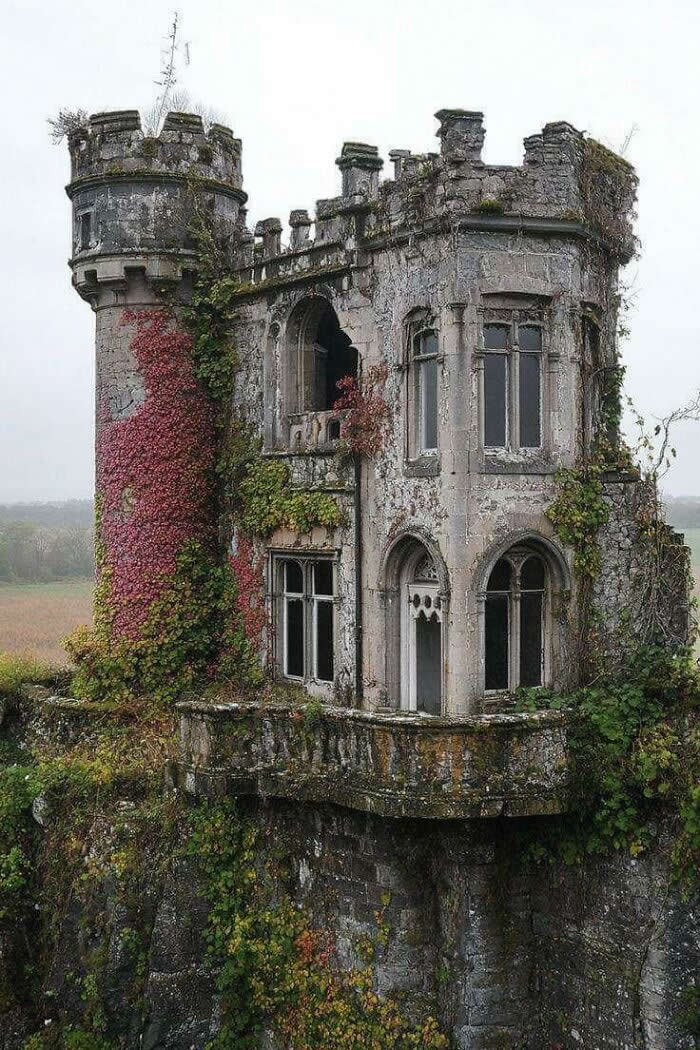 Abandoned Castle Ireland - Haunting Abandoned Places