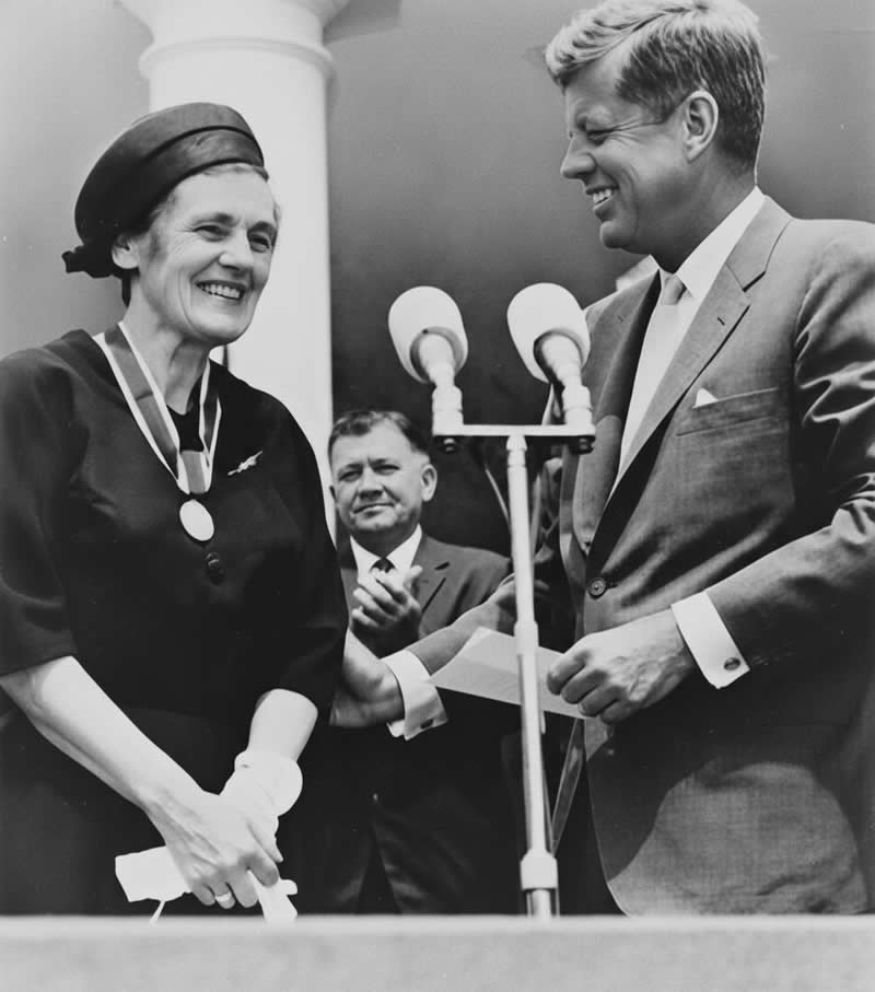 Vintage Photos That Reveal Forgotten Stories