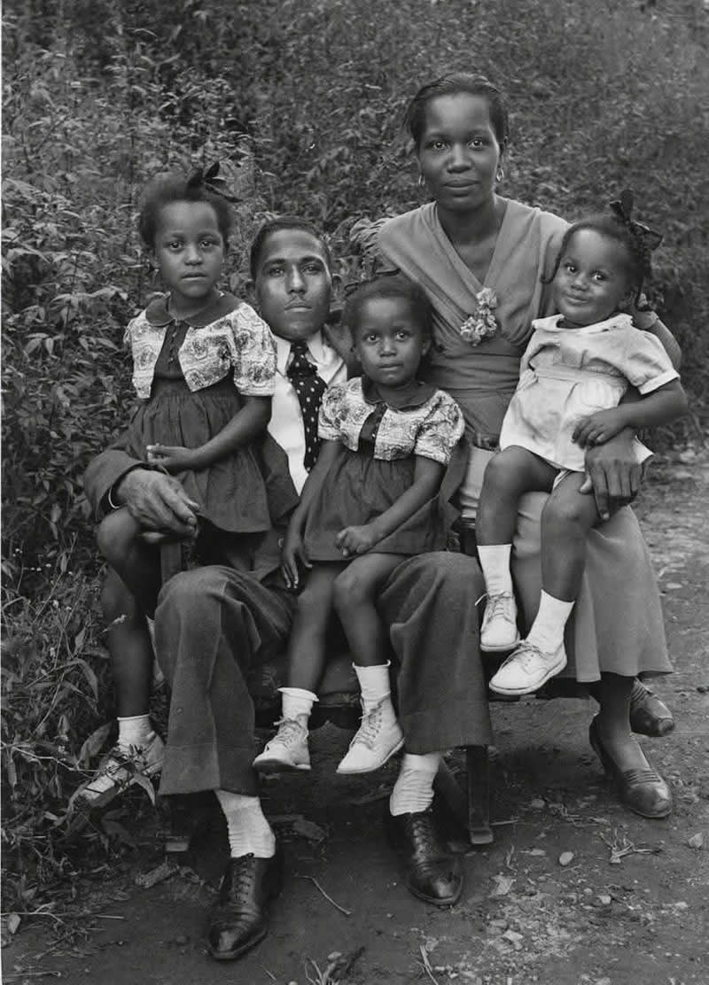 Vintage Photos That Reveal Forgotten Stories