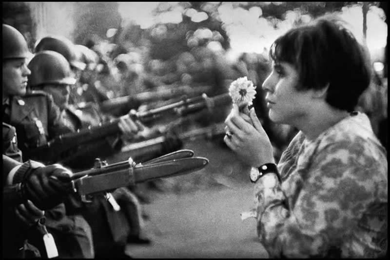Black and White Photos by World-Renowned Photographers