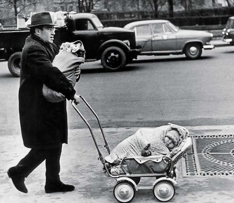 Black and White Photos by World-Renowned Photographers