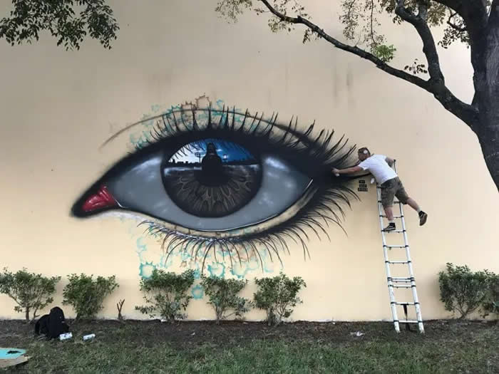Reflective Eye - By My Dog Sighs in Miami, USA - Clever Street Art Photos