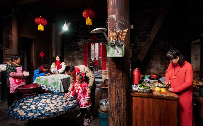 Food For The Family Supported By The Felix Project: New Year Reunion By Guoquan Hu - 2026 Food Photography Awards
