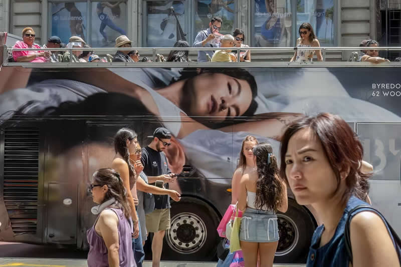 "Broadway Bus Stop" by Kim Keller, USA - The Artist Gallery Awards 2026 Street Winners