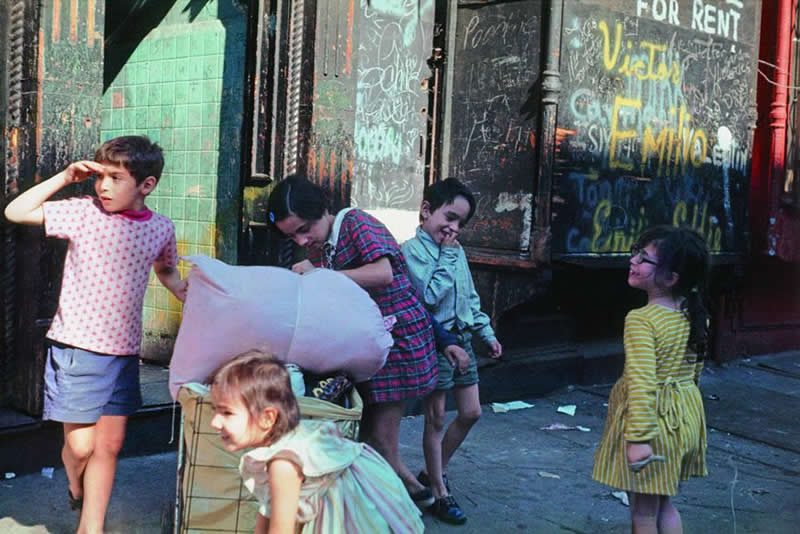 New York, 1972 by Helen Levitt - Iconic Color Photos by Legendary Photographers
