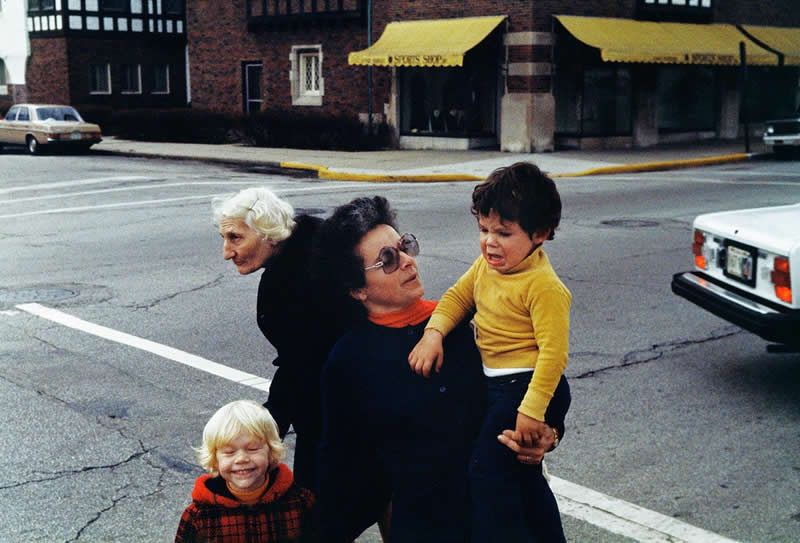 Color Photography by Vivian Maier - Iconic Color Photos by Legendary Photographers