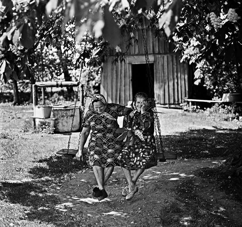Master Photographer Romualdas Rakauskas: The Poet Who Found Beauty in Everyday Life 45 Master Photographer Romualdas Rakauskas Beauty in Everyday Life