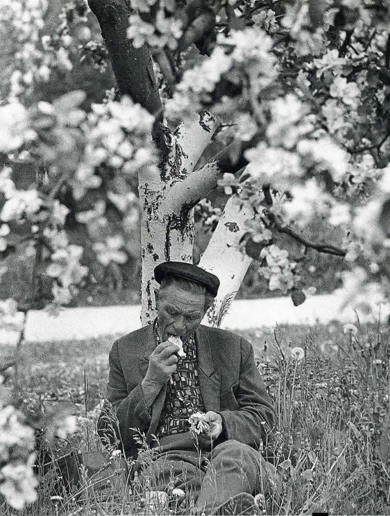 Master Photographer Romualdas Rakauskas: The Poet Who Found Beauty in Everyday Life 53 Master Photographer Romualdas Rakauskas Beauty in Everyday Life