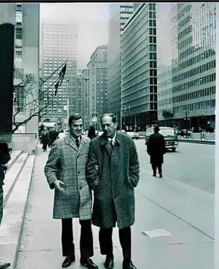 Old New York Revealed: 35 Rare Historical Photos That Capture Forgotten Moments 56 Tony Randall and Jack Klugman walking the streets of New York City during the filming of the pilot episode for “The Odd Couple.”