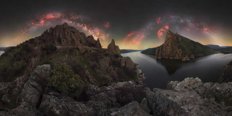 Double Milky Way Over Monfragüe National Park by Luis Cajete - Milky Photographer of the Year 2026 Winners