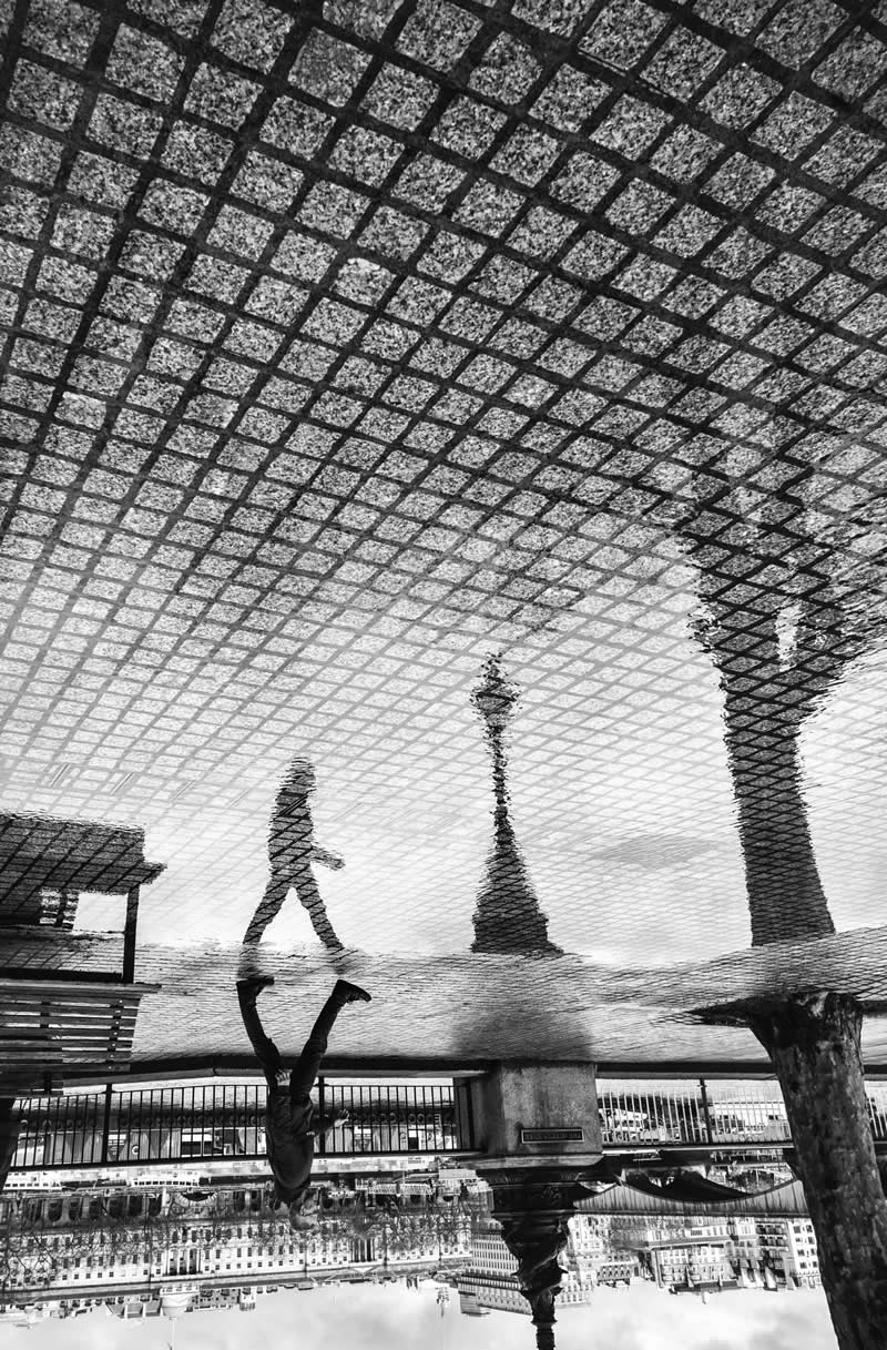 Finding Beauty in Simplicity: 33 Poetic Black and White Photos by Alan Schaller 58 Black and White Minimalist Photography by Alan Schaller