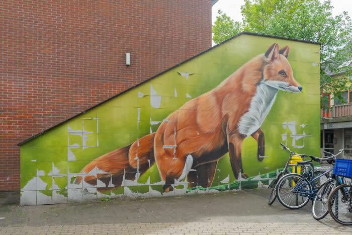 Hidden in Plain Sight: 40 Street Art Photos That Turn Walls Into Open-Air Galleries 58 Street Art Photos That Turn Walls Into Open-Air Galleries