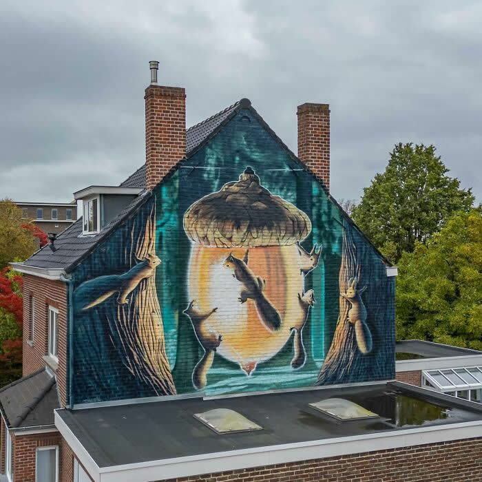 Hidden in Plain Sight: 40 Street Art Photos That Turn Walls Into Open-Air Galleries 61 Street Art Photos That Turn Walls Into Open-Air Galleries