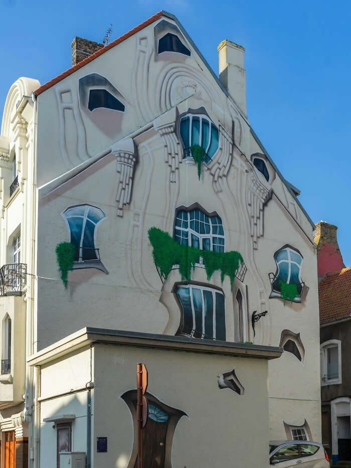 Hidden in Plain Sight: 40 Street Art Photos That Turn Walls Into Open-Air Galleries 47 Street Art Photos That Turn Walls Into Open-Air Galleries