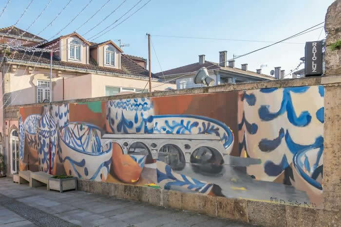 Hidden in Plain Sight: 40 Street Art Photos That Turn Walls Into Open-Air Galleries 48 Street Art Photos That Turn Walls Into Open-Air Galleries