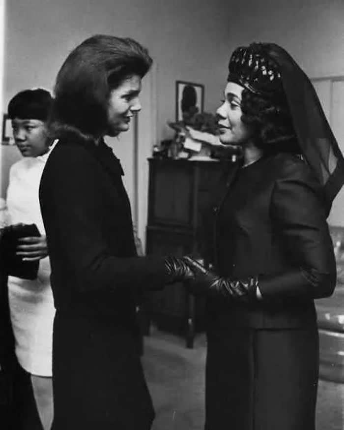 History Uncovered: 40 Powerful Photos That Change How We See the Past 55 Former first lady Jackie Kennedy, who lost her husband in 1963, offers her condolences to Coretta Scott King at Martin Luther King Jr.’s funeral. April 9, 1968.