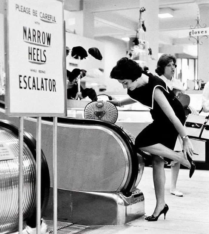 History Uncovered: 40 Powerful Photos That Change How We See the Past 58 Women were advised to take off their high heels before using the escalator at Gimbel's Department Store. Paramus, New Jersey. (1966)