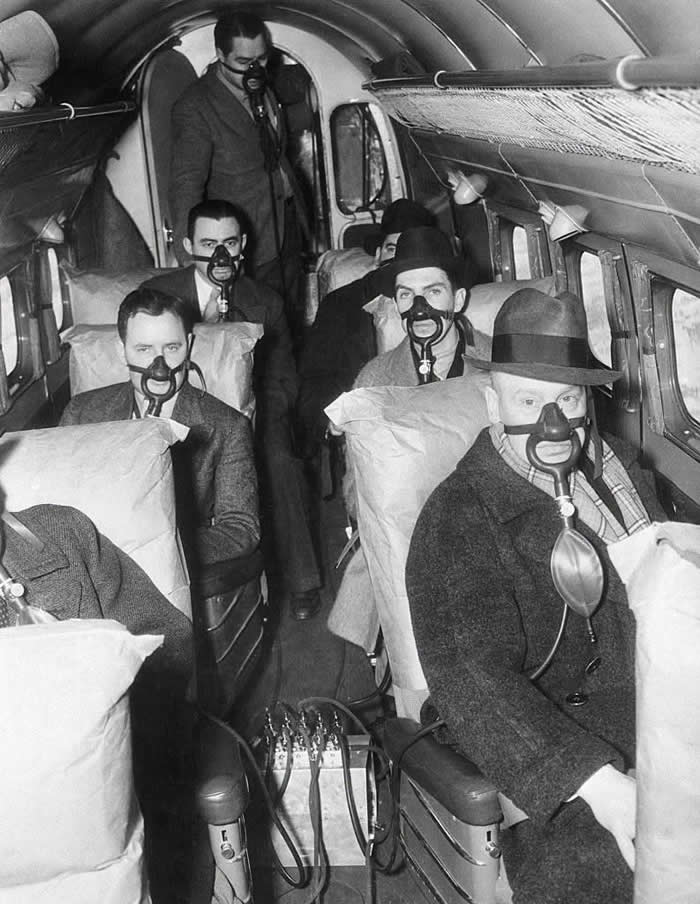 History Uncovered: 40 Powerful Photos That Change How We See the Past 75 Before commercial airplanes were pressurized, passengers needed oxygen masks at high altitudes. This 1939 photo was taken during a stratosphere flight test at 20,000 feet.