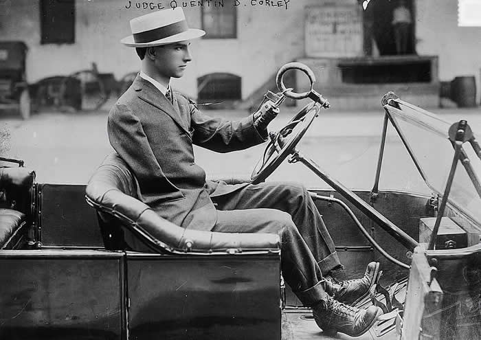 History Uncovered: 40 Powerful Photos That Change How We See the Past 79 In 1916, double amputee Quentin Corley was photographed driving a car with the use of his invention that enabled him to operate the wheel. What is more impressive is that he invented and patented the prosthetic arm he used as well.