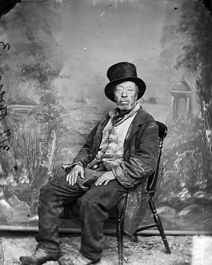The Past Unfiltered: 36 Rare Historical Photos That Reveal the Human Side of History 50 Mr. Owen, the town bell ringer of Llangollen, Wales c. 1875 (Photo by John Thomas).