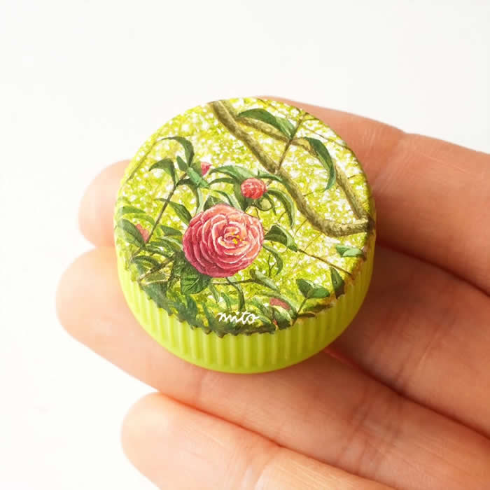 Tiny Worlds: 30 Hyper-Detailed Bottle Cap Paintings by Mito Nishikura That Defy Belief 35 Hyper-Detailed Bottle Cap Paintings by Mito Nishikura