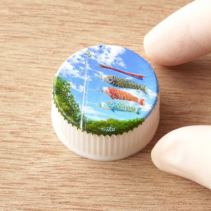 Tiny Worlds: 30 Hyper-Detailed Bottle Cap Paintings by Mito Nishikura That Defy Belief 61 Hyper-Detailed Bottle Cap Paintings by Mito Nishikura