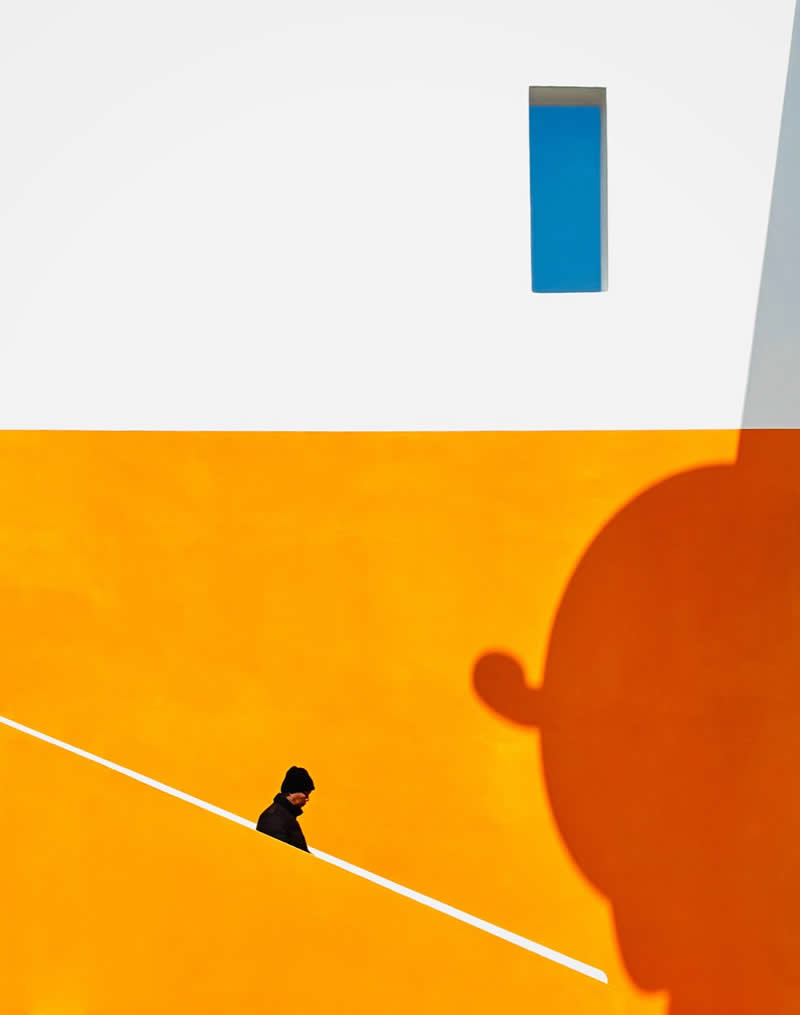 iPhone Photography Awards 2026: 40 Winners That Prove Vision Matters More Than Gear 60 Citylife/Cityscape: 2nd Place Winner by Yue Yu, China - iPhone Photography Awards 2026 Winners