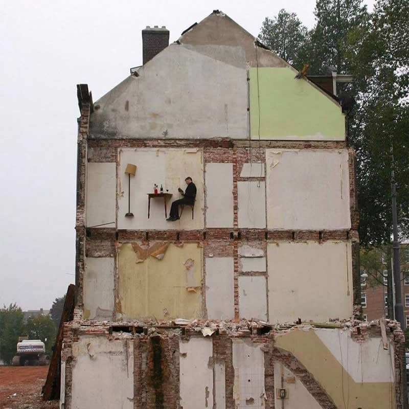 Celebrate Creativity: 30 Epic Street Murals That Will Change the Way You See Cities 36 Instalation in Chambéry, France - Epic Street Murals That Will Change the Way You See Cities